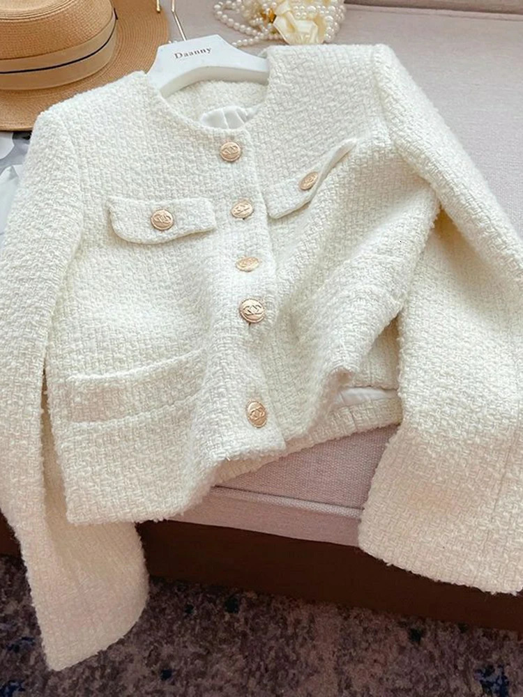 Zoki Chic White Tweed Jackets Women Casual O Neck Sweet Korean Short Coats Fashion Long Sleeve All Match Single Breasted Tops 250725