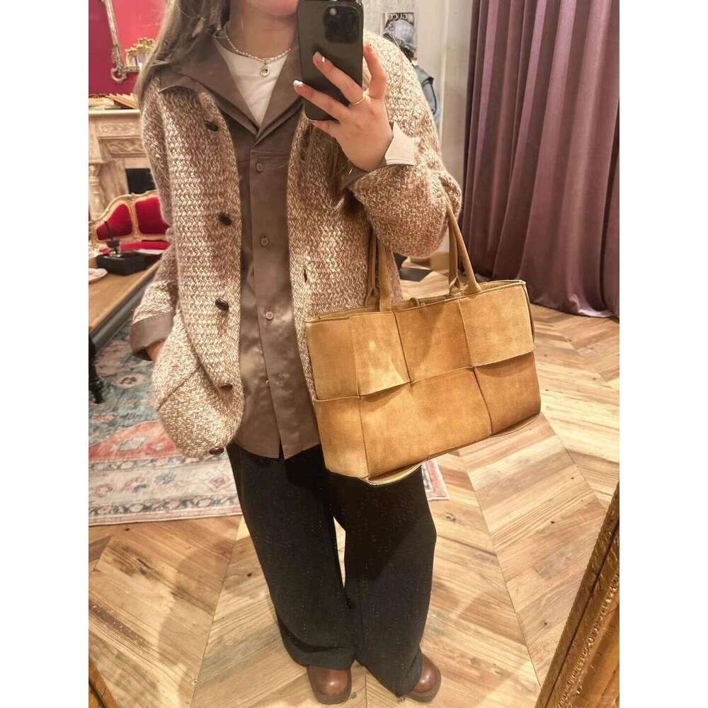 Designer Bag Tote Shoulder New Matte Woven Tote Bag Large Capacity Suede Crossbody Fashion Niche Light Luxury Trendy Internet Celebrity