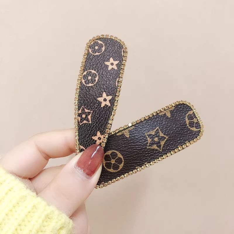 Korean Light Luxury Fashion BB Hair Clip with Brushed Edges, Diamond Inlaid bangs, Ins, Internet Red Top Clip, European and American Hair Clip