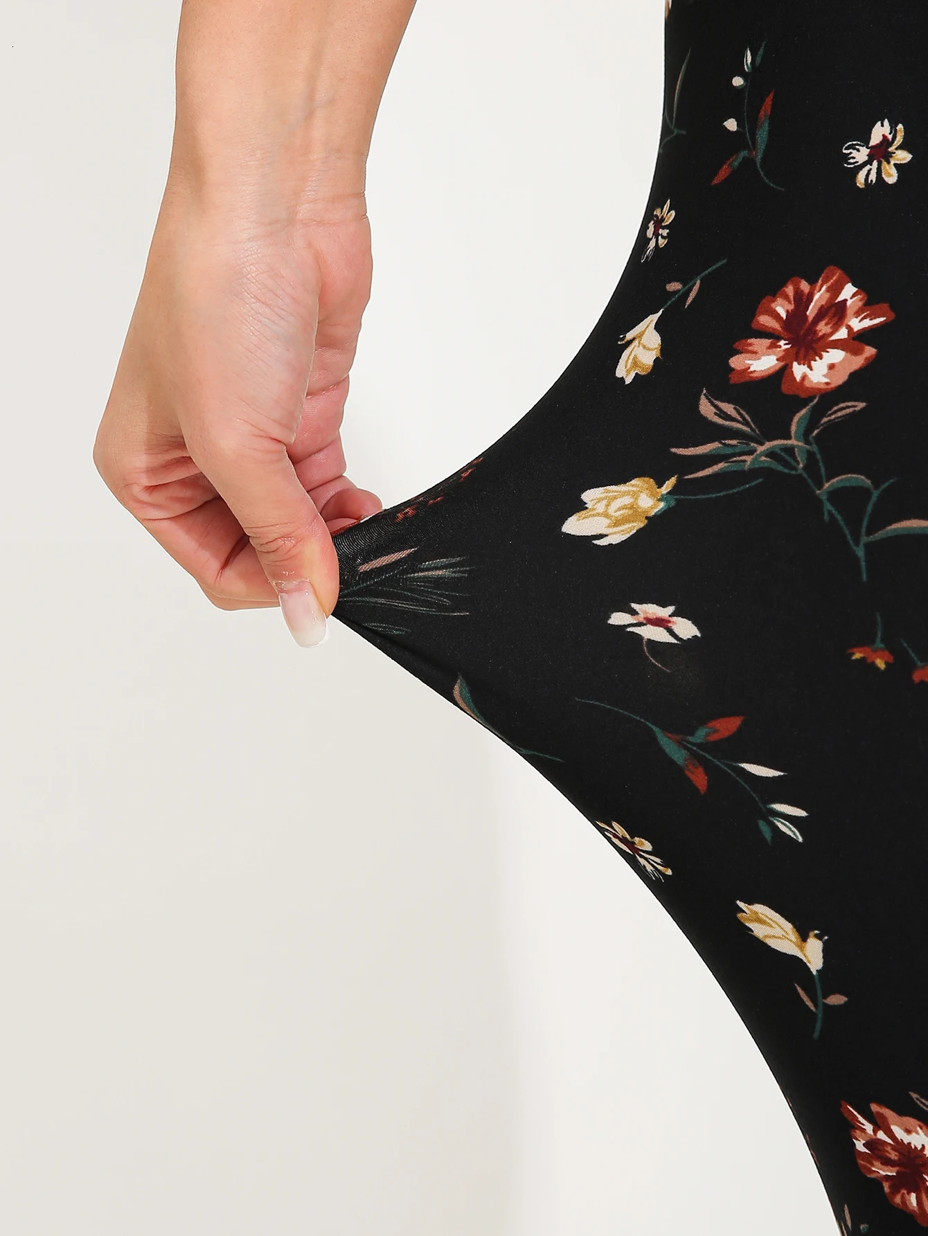 CUHAKCI Spring Summer Fashion Brushed Womens Legging Sexy Simple Yellow Flower Seven Part Pants Elastic Fitness Yoga 250725