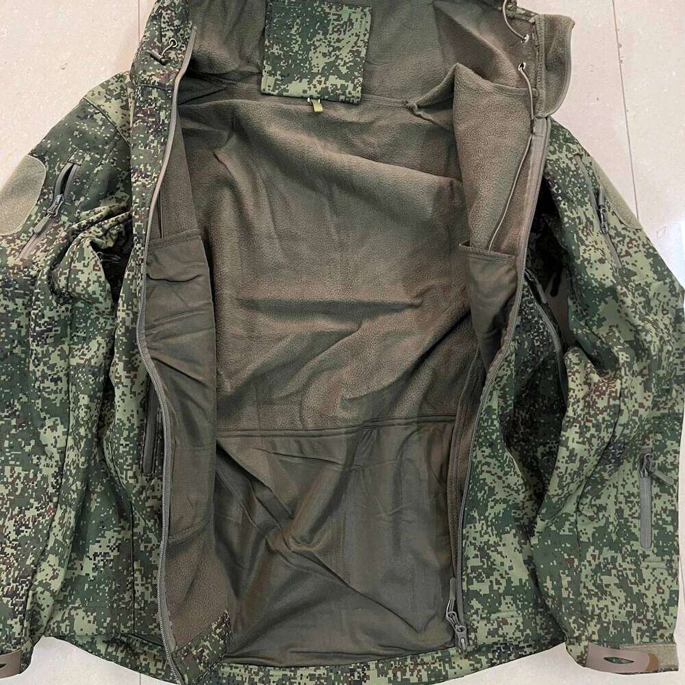 Tactics Jackets Men Outdoor Sports Soft Shell RucamoCamouflage Coats Training Fleece Warm Waterproof Windproof Trip Cargo Jacket