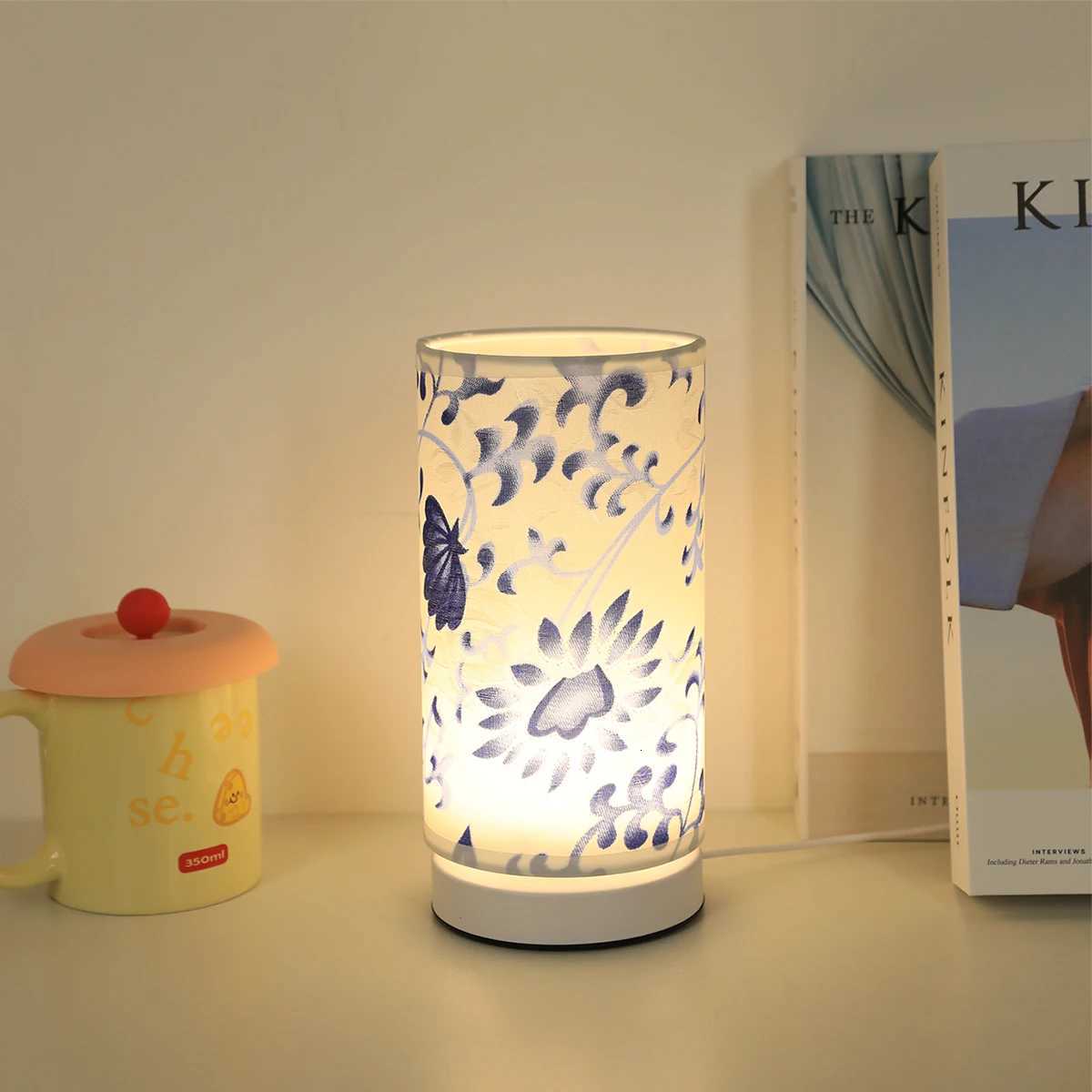 Modern fabric blue and white porcelain desk lamp home warm lighting desk lamp suitable for bedrooms study rooms. XJ250725