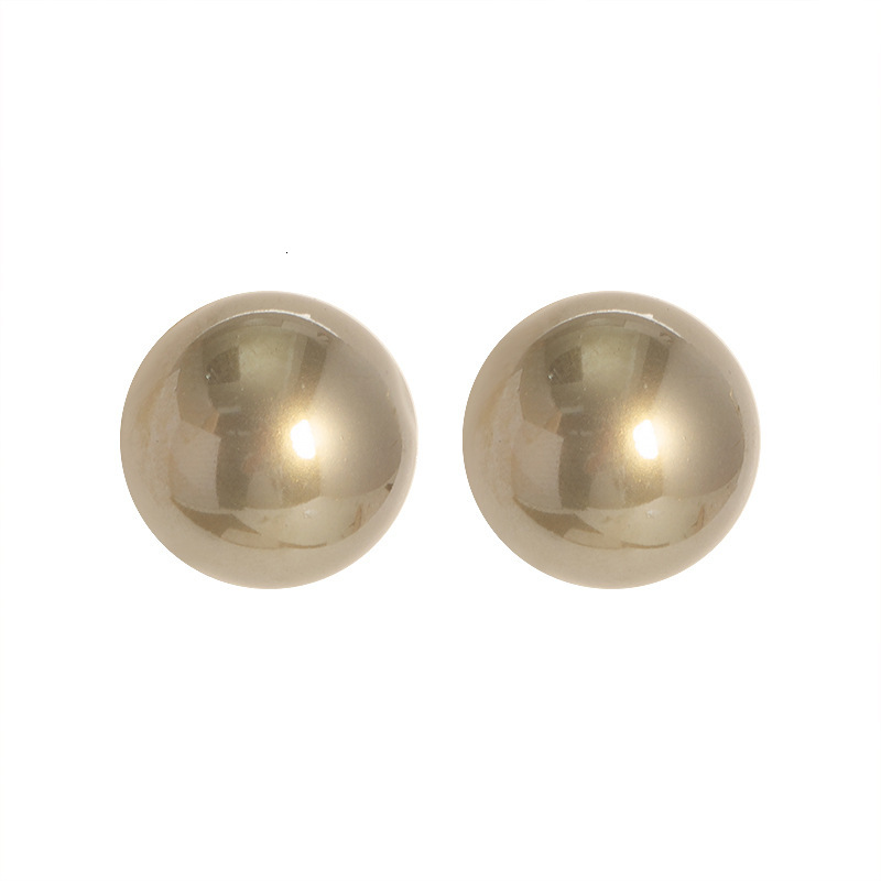 Sier Needle Korean Fever Same Style High Gloss Oversized Pearl Stud for Women Elegant Simple High-end Feel Earrings