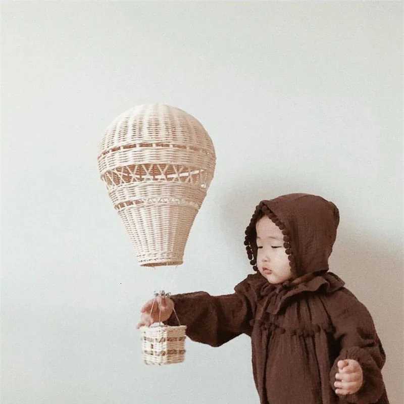 2025 Hot Air Balloon Chandeliers LED Childrens Room Lamp Handmade Rattan Craft Baby Room Nursery Boy Girl Bedroom Bedside Chandelier XJ250725