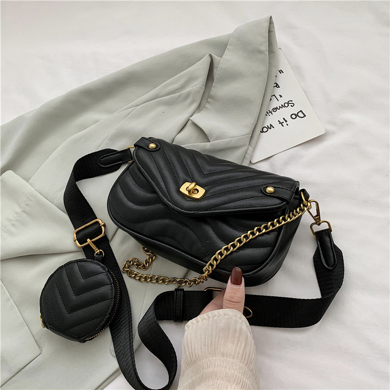 Luxury Brand Designer Bag Women's Bag New French Texture Luxury bag Trendy Small Bag Women's Fashion Summer Shoulder Bag Chain Crossbody Bag