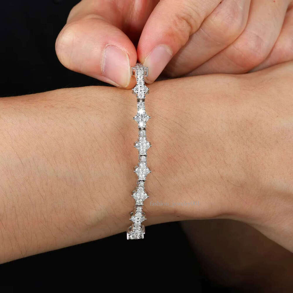 Stylish Fashion Femme Design Sterling Sier VVS Moissanite Dia Iced Out Four Leaf Clover Cross Tennis Chain Bracelet