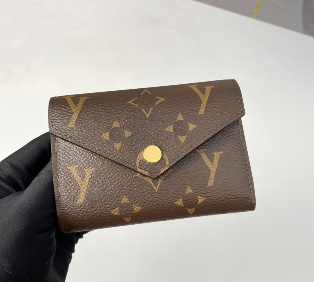 10A Mirror Quality Designer Victorine Wallets Women's Cowhide Leather Short Purse With Flower & Letter Card Holder Small Pocket Organizer Include Box Dust Bags