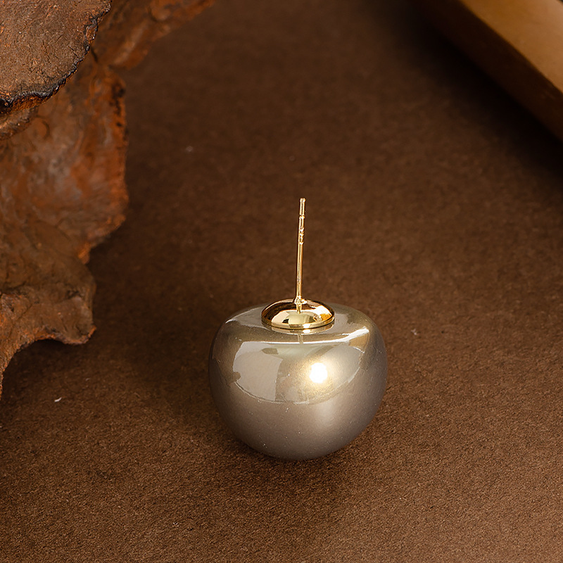 Sier Needle Korean Fever Same Style High Gloss Oversized Pearl Stud for Women Elegant Simple High-end Feel Earrings