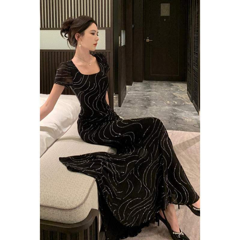 2025 Socialite Style Long Dress High-End Light Rhinestone Long Flared Mermaid Dress Party Gown 250726