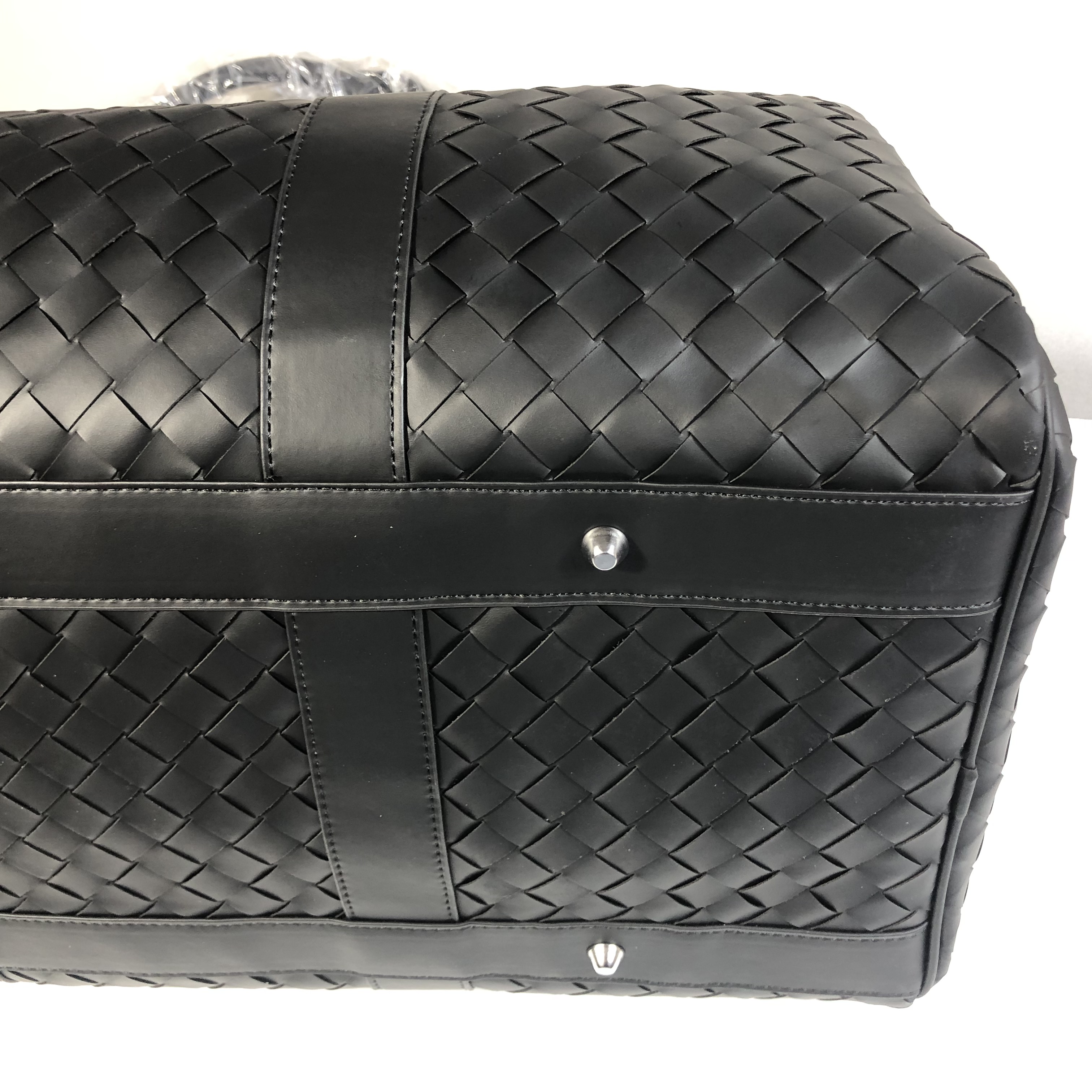 2025 Quality Duffle bag classic men women travel bags designer Real leather lage large capacity intrecciato woven handbag with removable strap