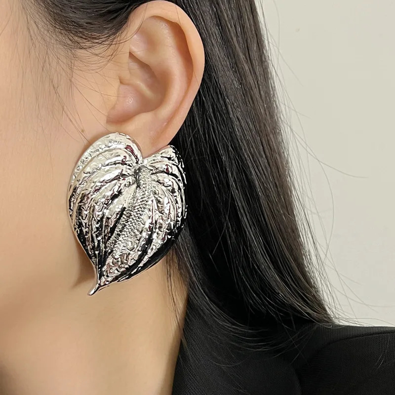 Kshmir Exaggerated Metal Large Leaves Earrings for Women European American Personality Unique Party Heavy Jewelry Accessories 250715