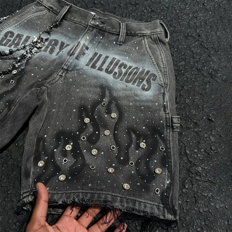 2K Fashion Distressed Jeans Retro Rhinestone Flame Pattern Printing Casual Washed Denim Shorts Men Women High Waist Streetwear 250724