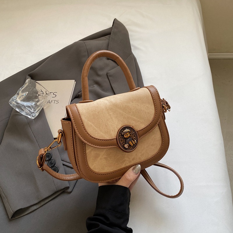 Luxury Brand Designer Bag Women's Bag Handheld Fashion Casual Saddle Bag Winter New Luxury bag Korean Style Versatile Shoulder Bag Niche Women�