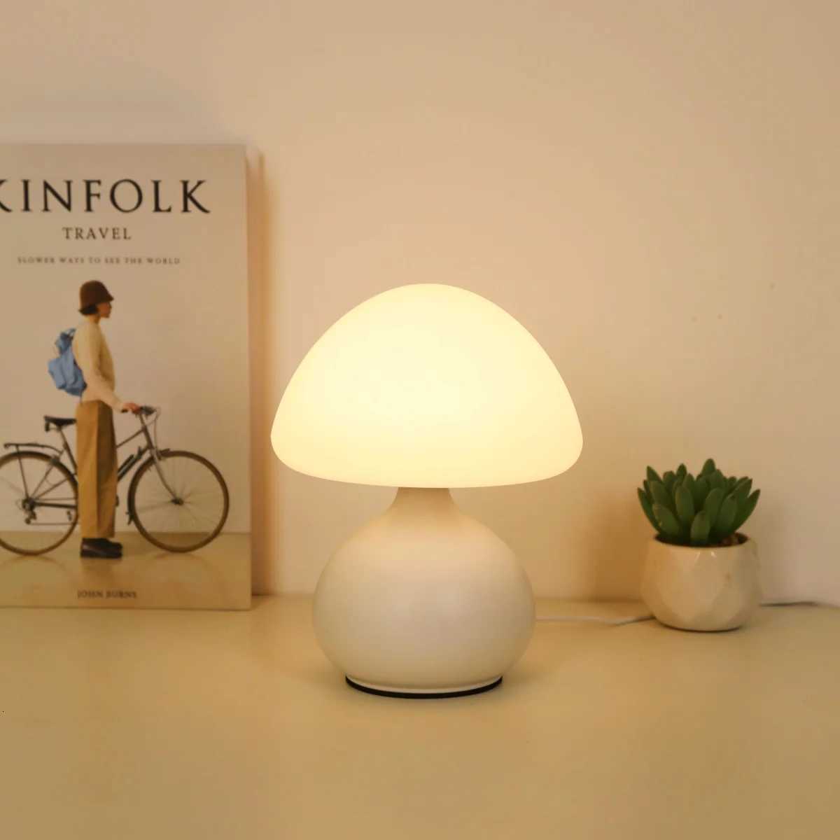 Modern minimalist mushroom table lamp with three color switching and infinite dimming for home decoration atmosphere table lamp XJ250725