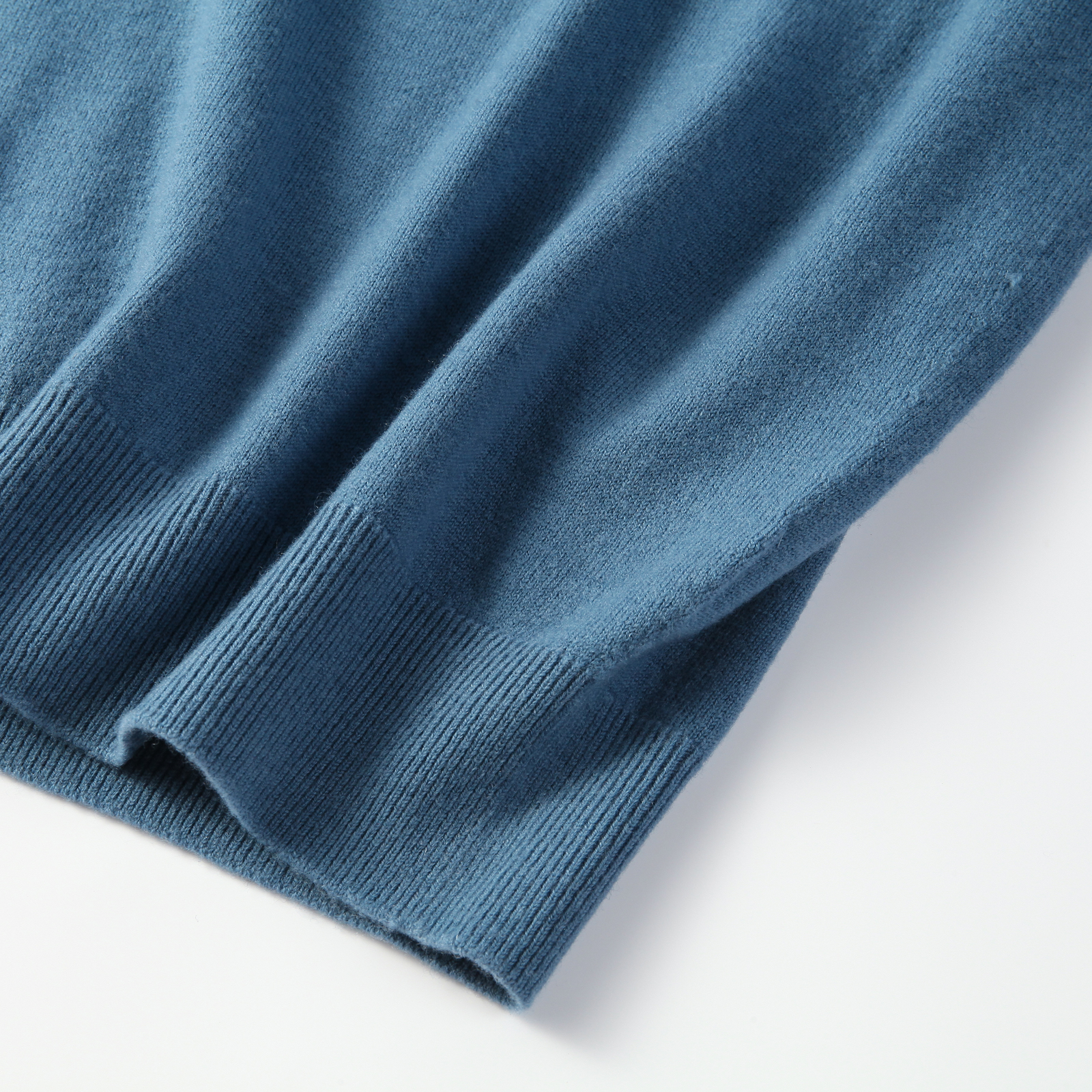 Simple men's half turtleneck sweater Multi-color optional fall and winter inner and outer wear knit sweater