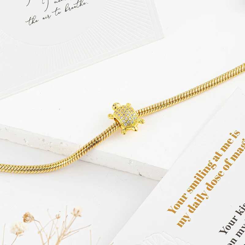 New Gold Plated Safety Chain Hearts Clip Family Tree Snowflake Charm Bead Fits Original European 925 Silver Bracelet Jewelry Gift XJ250726