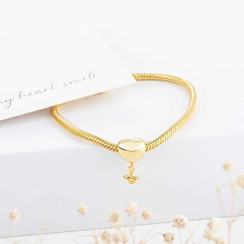 New Gold Plated Safety Chain Hearts Clip Family Tree Snowflake Charm Bead Fits Original European 925 Silver Bracelet Jewelry Gift XJ250726