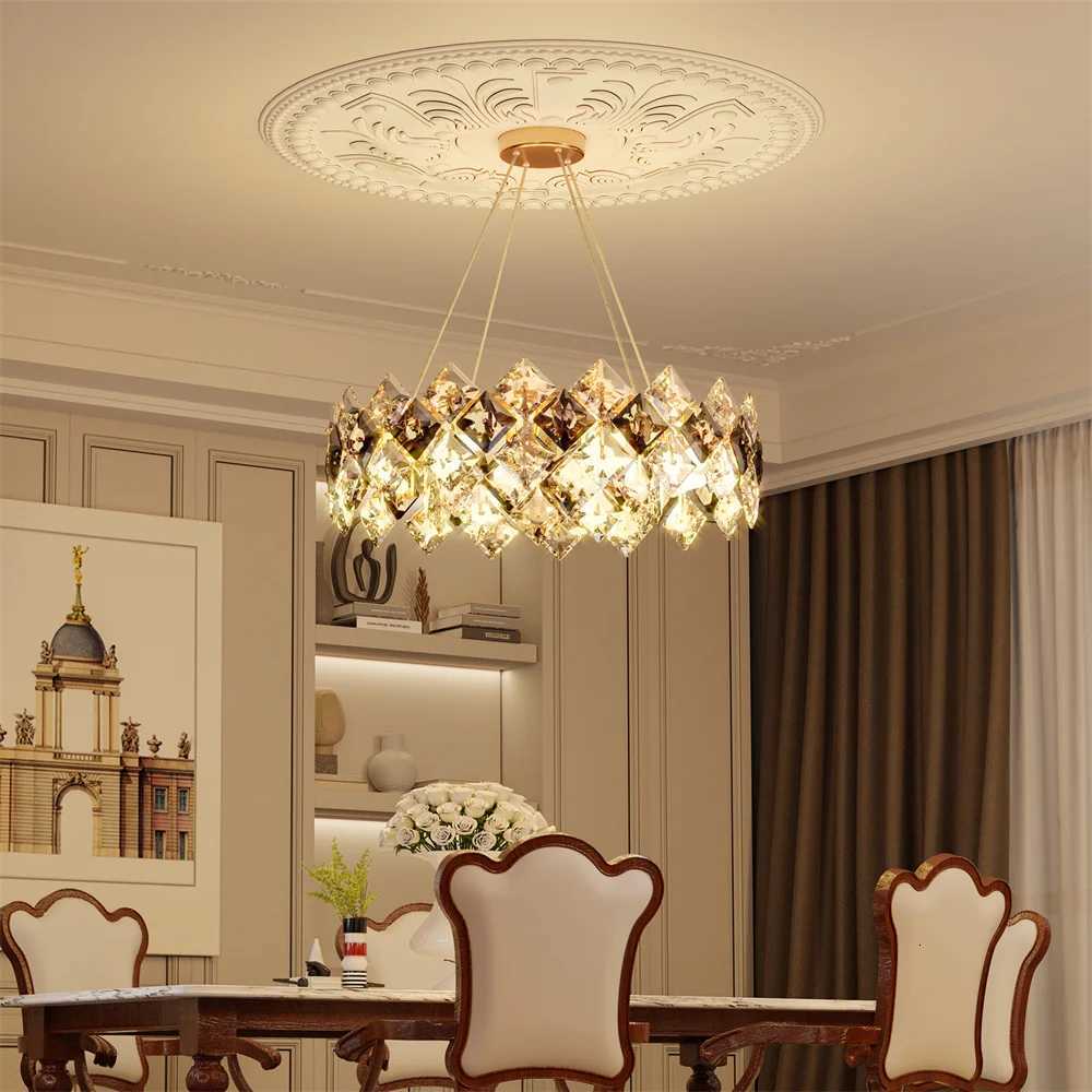 1UVODI Crystal Chandelier Pendant Light Fixture Modern Hanging Ceiling Gorgeous Decors Lighting for Home HotelXJ250725