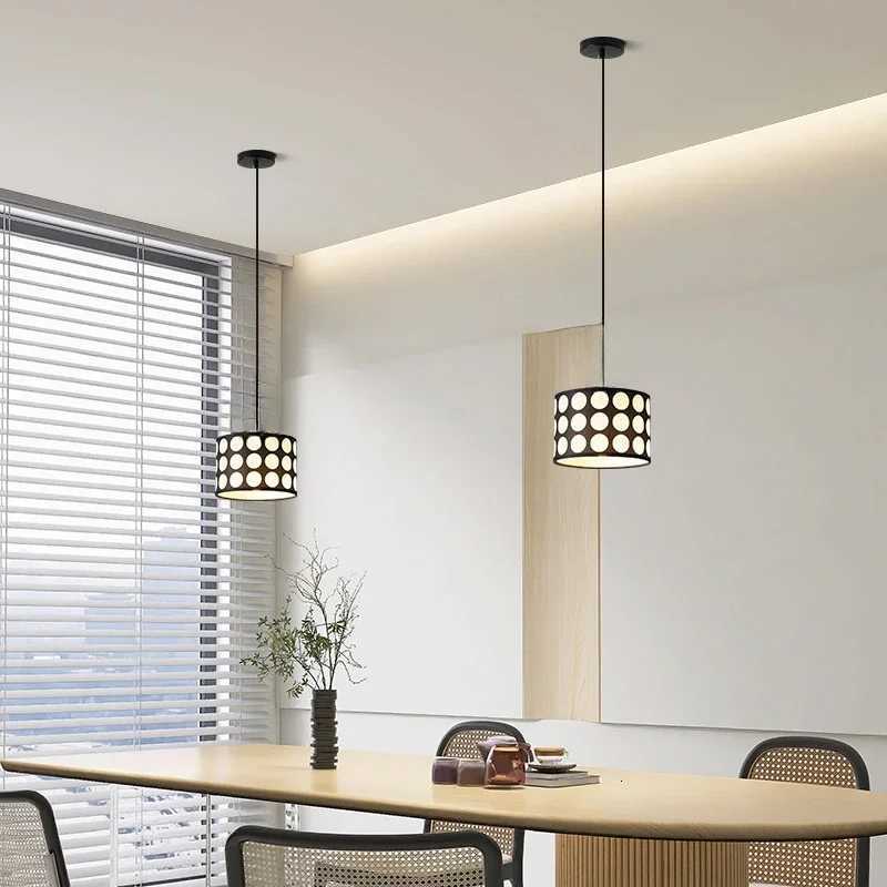 American retro lamp living room lamp study bedroom dining room antique chandelier simple creative French walnut lamps XJ250725