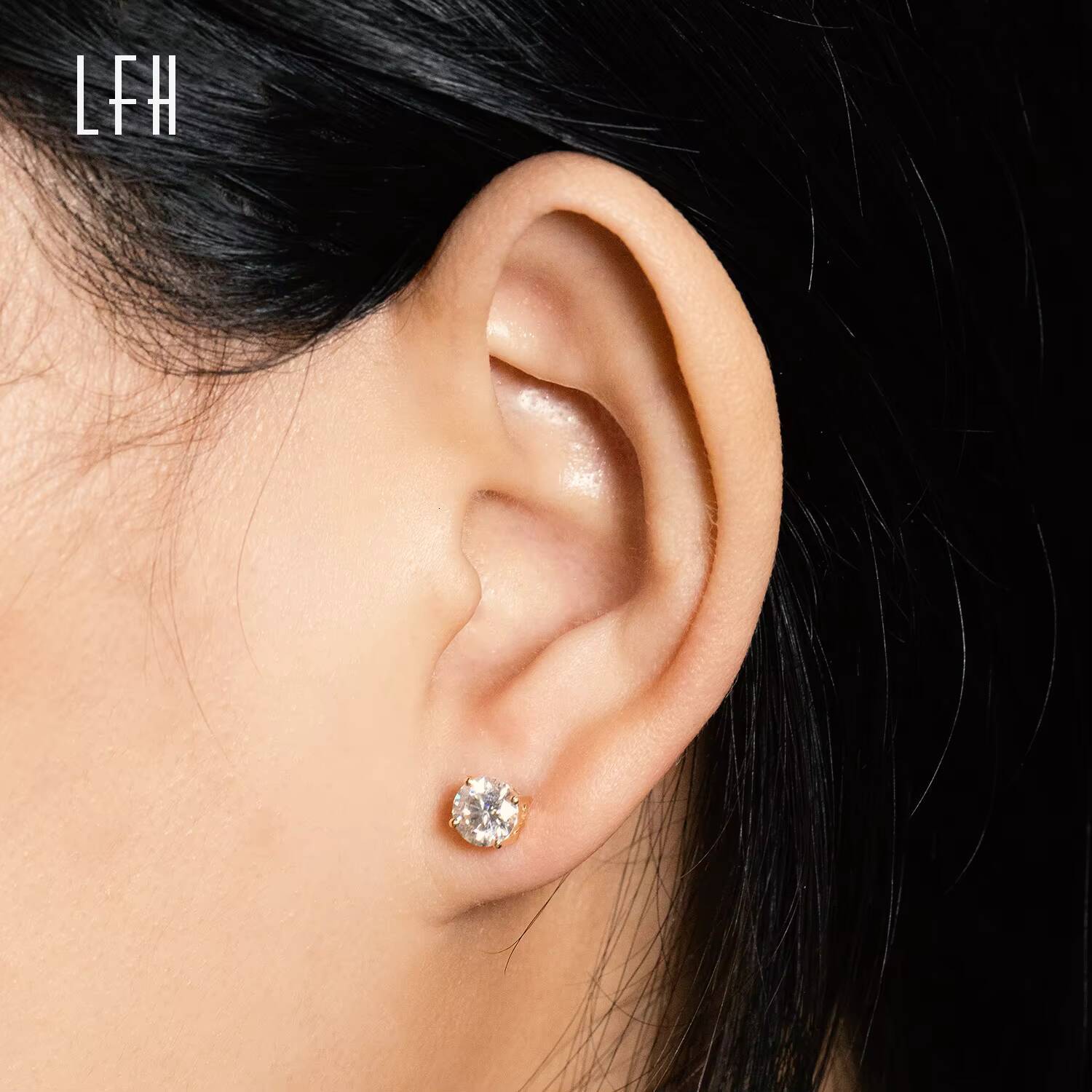 Wholesale Classic Design 18K Real Gold Moissanite Customizable Stone Stud Earrings for Women Au750 Moissanite Stud Earrings