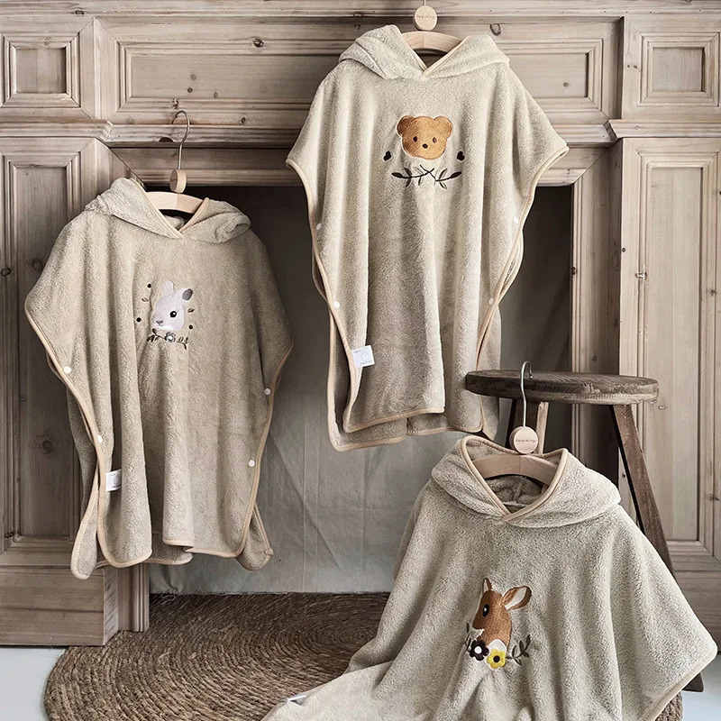 Toddler Baby Girl Clothes Coral Fleece Hooded Poncho Towel Animal Embroidery Wearable Bathrobe Soft Absorbent Boy Bath Wrap 250725