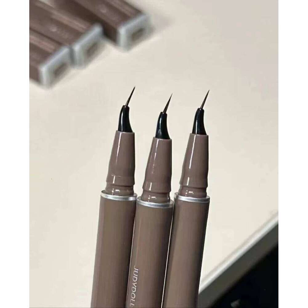 JUDYDOLL Super Eyeliner Fine Brushwork Stain Waterproof Anti Shake Long Lasting Fast Drying Slim And Enlarged Eyes