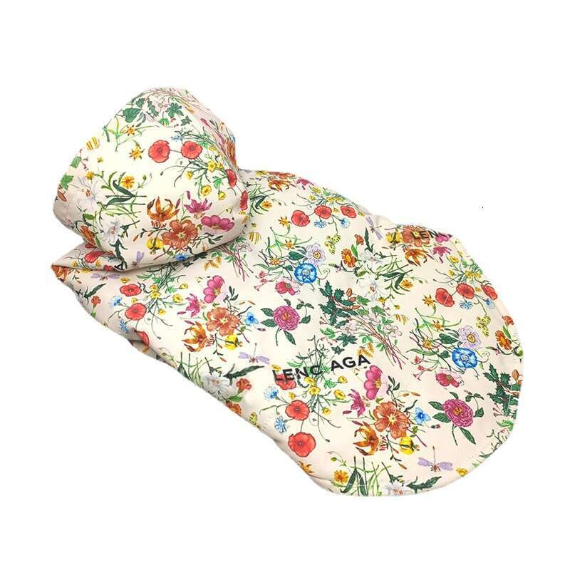 Designer Dog Coat Pet Clothing Trendy Autumn Winter Floral Pet Jacket Windproof Waterproof Teddy Clothes