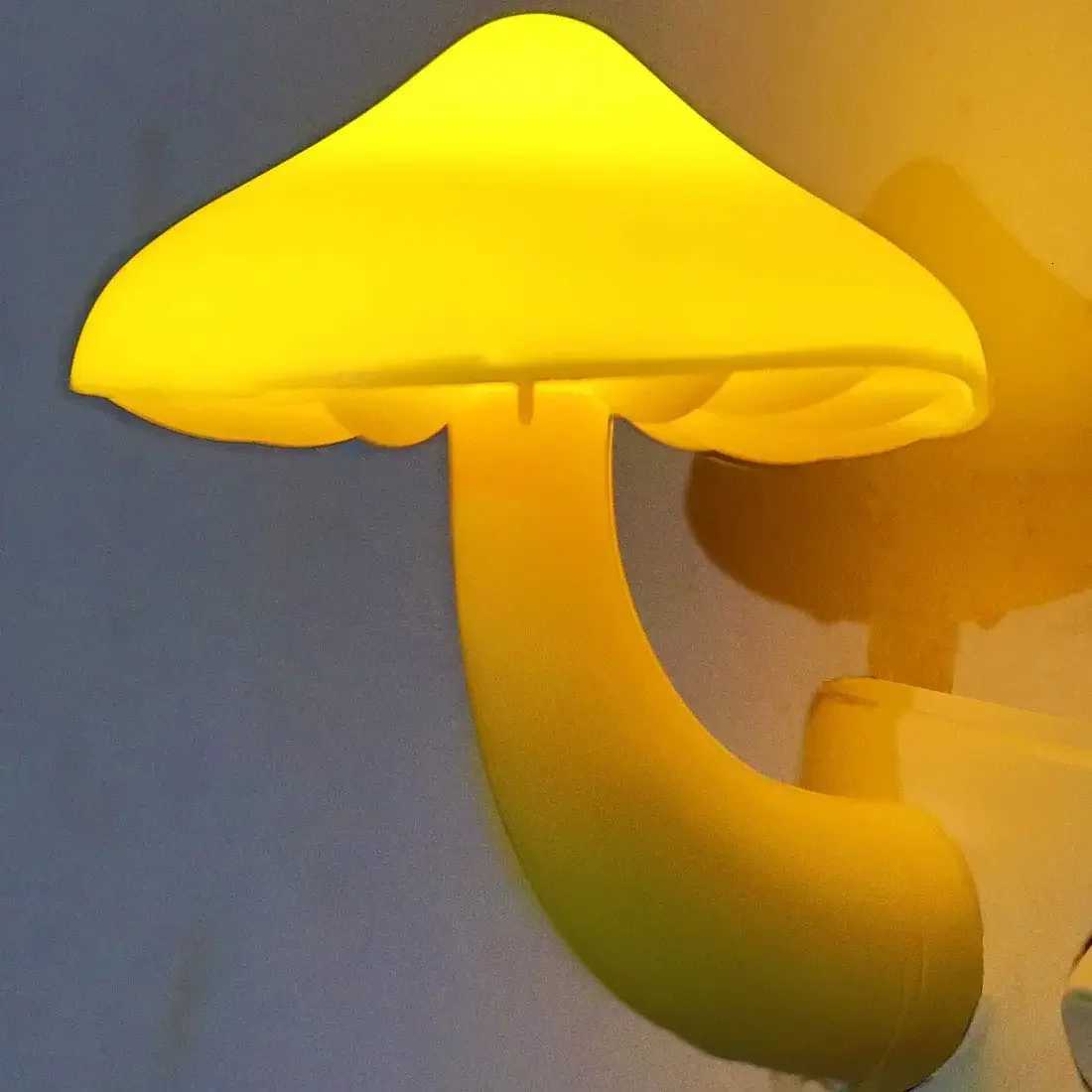 Light Sensor LED Night Light for Adults Kids NightLight Cute Mushroom Night Light Plug-in Wall Lamps for Bedroom Bathroom Toilet XJ250725
