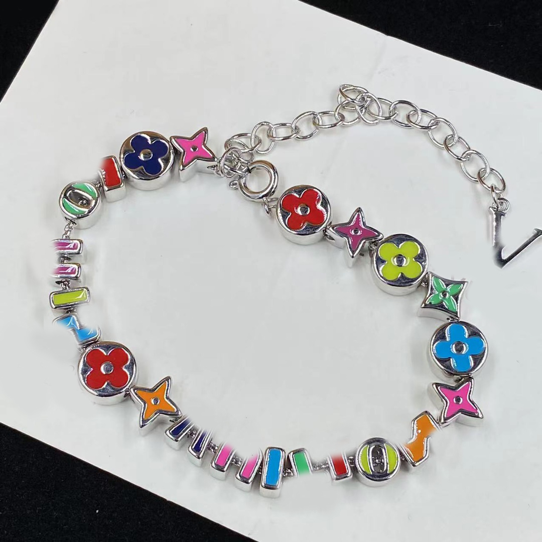 Designer Bracelet Luxury Clover Letter Beads Charm Bracelet Bangle Gold Silver Plated Chain Bracelet For Women Men Punk Rock Party Fashion Jewelry Love Gift