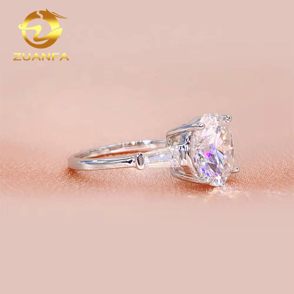 Fine Women Jewelry 925 Sterling Silver GRA Certificated Tapper Cut 4.6 CT VVS Lab Diamond Engagement Rings Moissanite