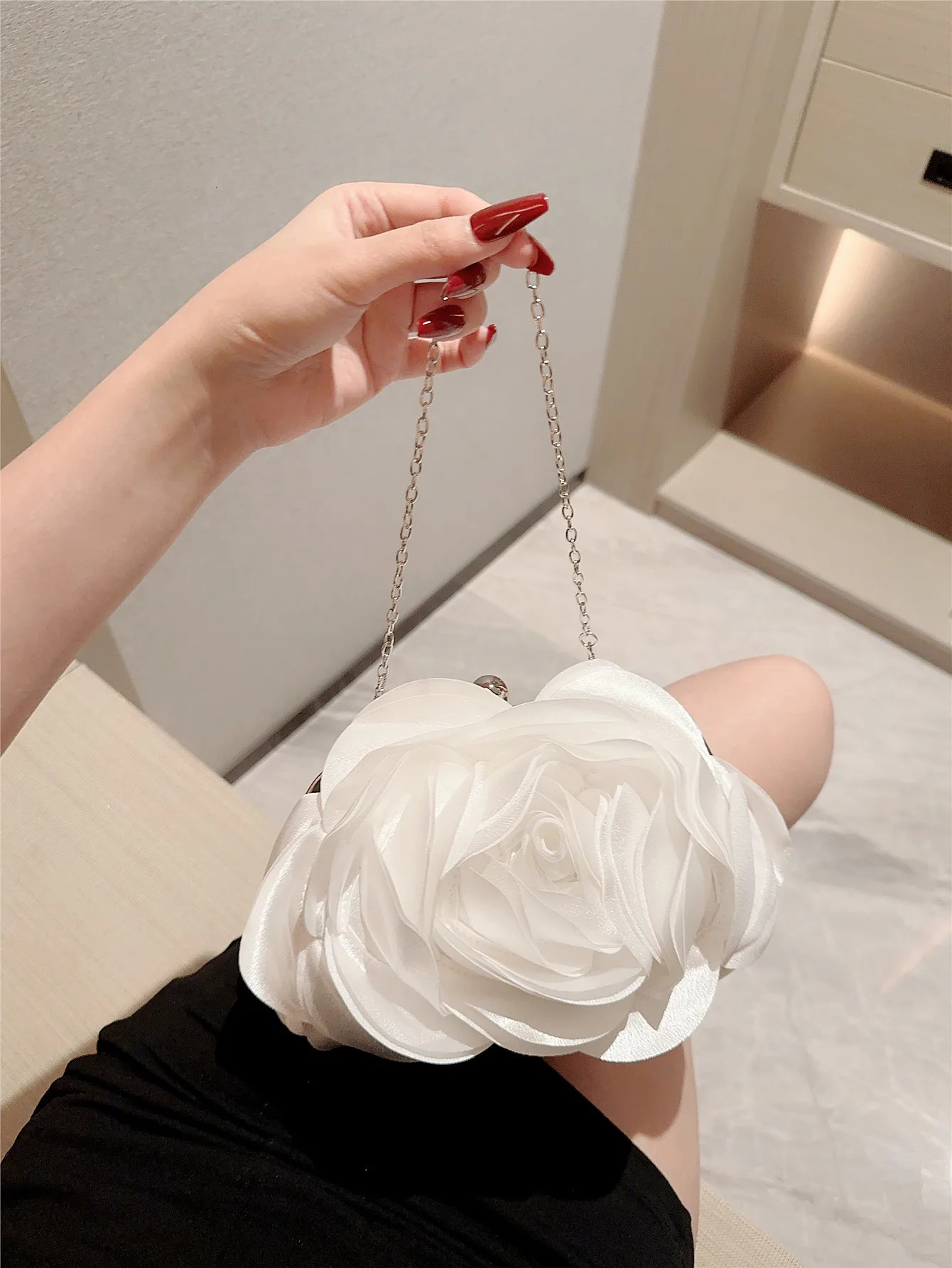 Dinner Bag Flower Clutch Bag White Romantic Wedding Bridesmaid Bag Dress Prom Bag Party Bag 250723