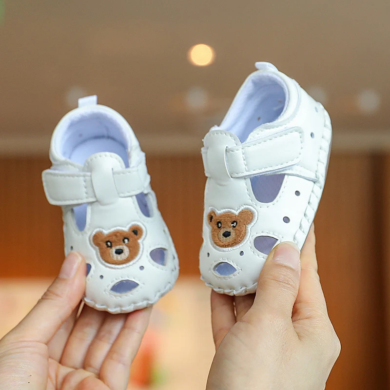 2 Colors Ventilate Cute Little Bear Baby Sandals Infant Girls Shoes Princess Rubber Sole Nonslip Toddler First Walkers 250725