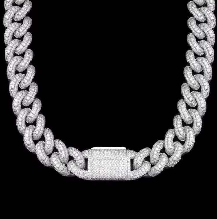 Factory Customization Sier Miami Cuban Link Chain 18mm-24 Inch Moissanite Necklace