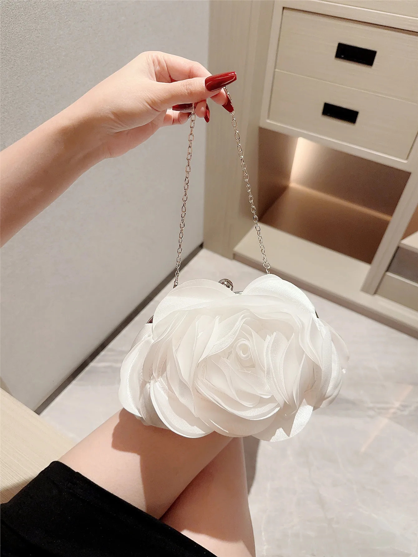 Dinner Bag Flower Clutch Bag White Romantic Wedding Bridesmaid Bag Dress Prom Bag Party Bag 250723