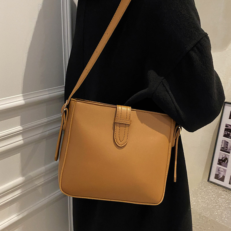 Premium Textured Leather Large Capacity Shoulder & Backpack