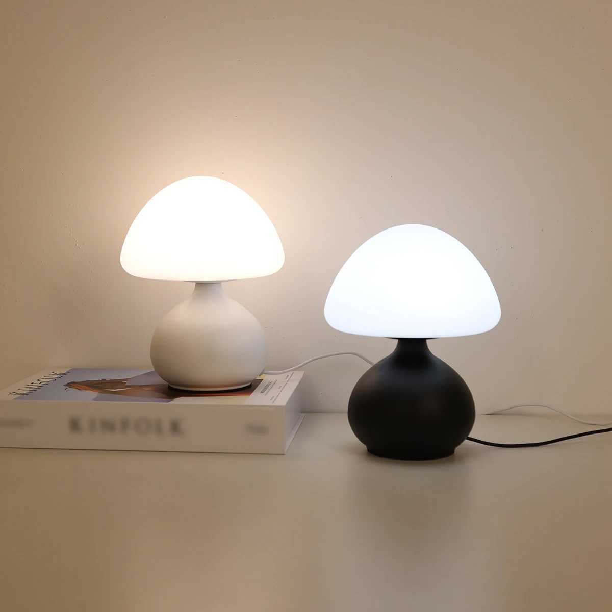 Modern minimalist mushroom table lamp with three color switching and infinite dimming for home decoration atmosphere table lamp XJ250725