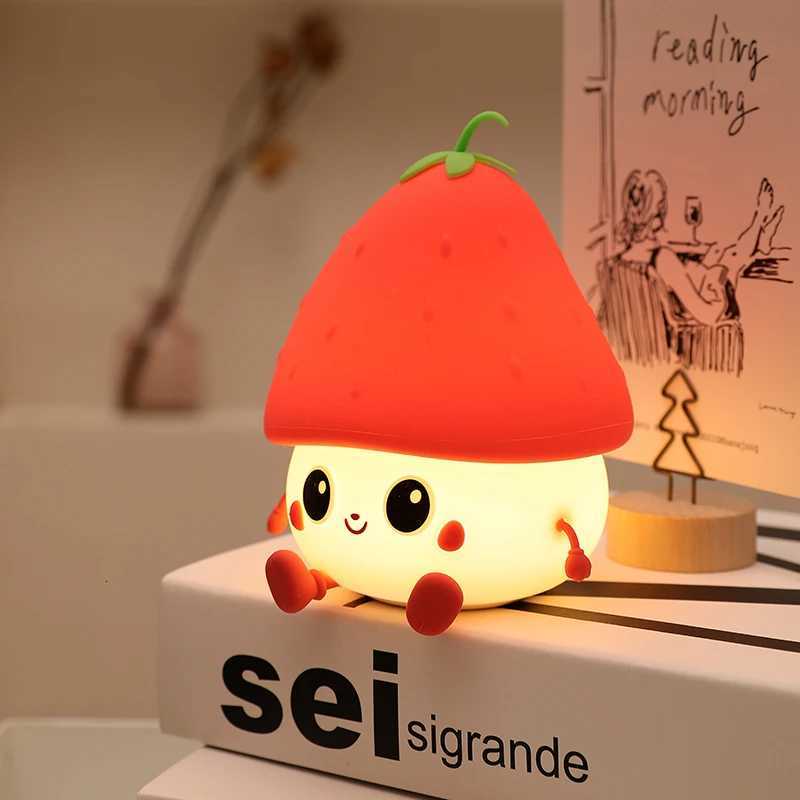 Strawberry Silicone Tap Light Cute Cartoon Lamp Playful Funny Toy Safe Soft Light Pat Control Amazing Gift For Friend Children XJ250725