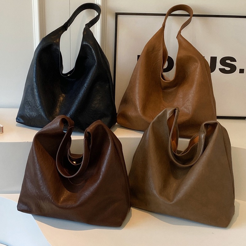 Trendsetting Solid-Colored High-Quality Underarm/Shoulder Backpack for Everyday Use