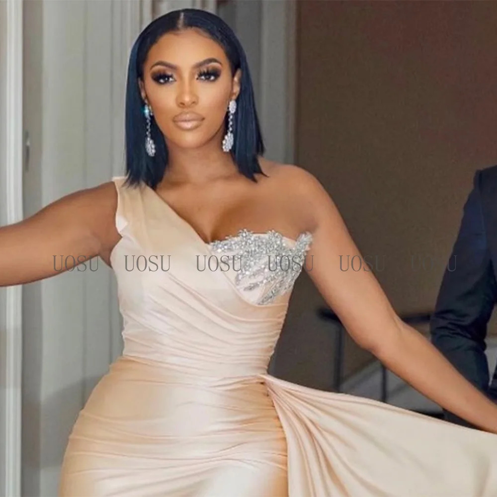 Bridesmaid Dress Champagne One Shoulder Mermaid Gown for Wedding Draped Beading Womens Formal Evening Dresses Long 250725