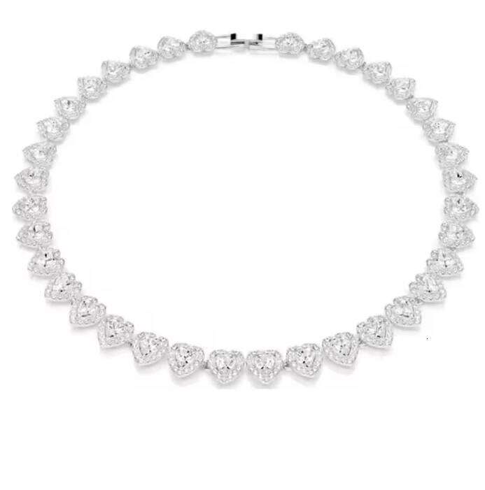 2025 Elegant Fashion Love Style S Earnail Bracelet Necklace Pendant Set Combination Jewelry Essential for Daily Wearing