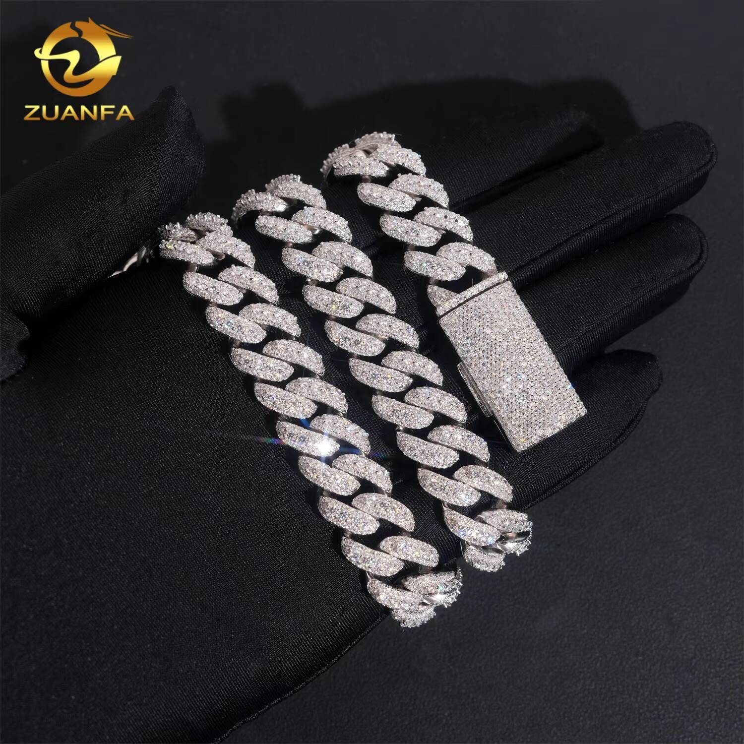 Hip Hop Jewelry 925 Silver Iced Out GRA Certificate VVS Diamond 13mm Moissanite Cuban Link Chain