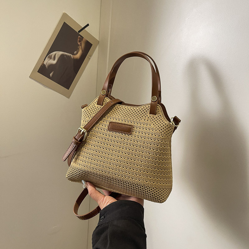 Luxury Brand Designer Bag Women's Fashion Striped Woven Small Bag Summer New Handbag Luxury bag Tote Bag Elegant Commuter Crossbody Bag