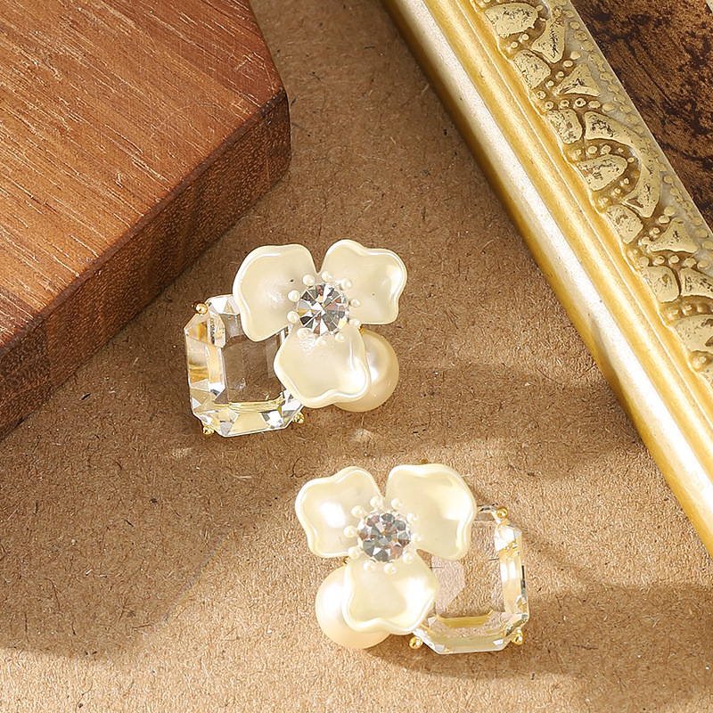 S Sier Needle Korean Version Super Fairy Exquisite Pastoral Style Inlaid Dia Pearl Oil Drop Flower for Women Elegant Versatile Earrings