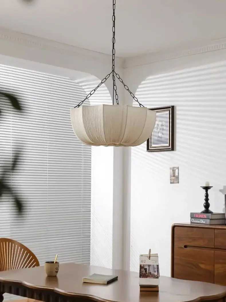 Nordic Modern Handmade Fabric Pendant Lights Rustic Natural Ceiling Lamp for Living Room Bedroom or Restaurant Cafe XJ250725