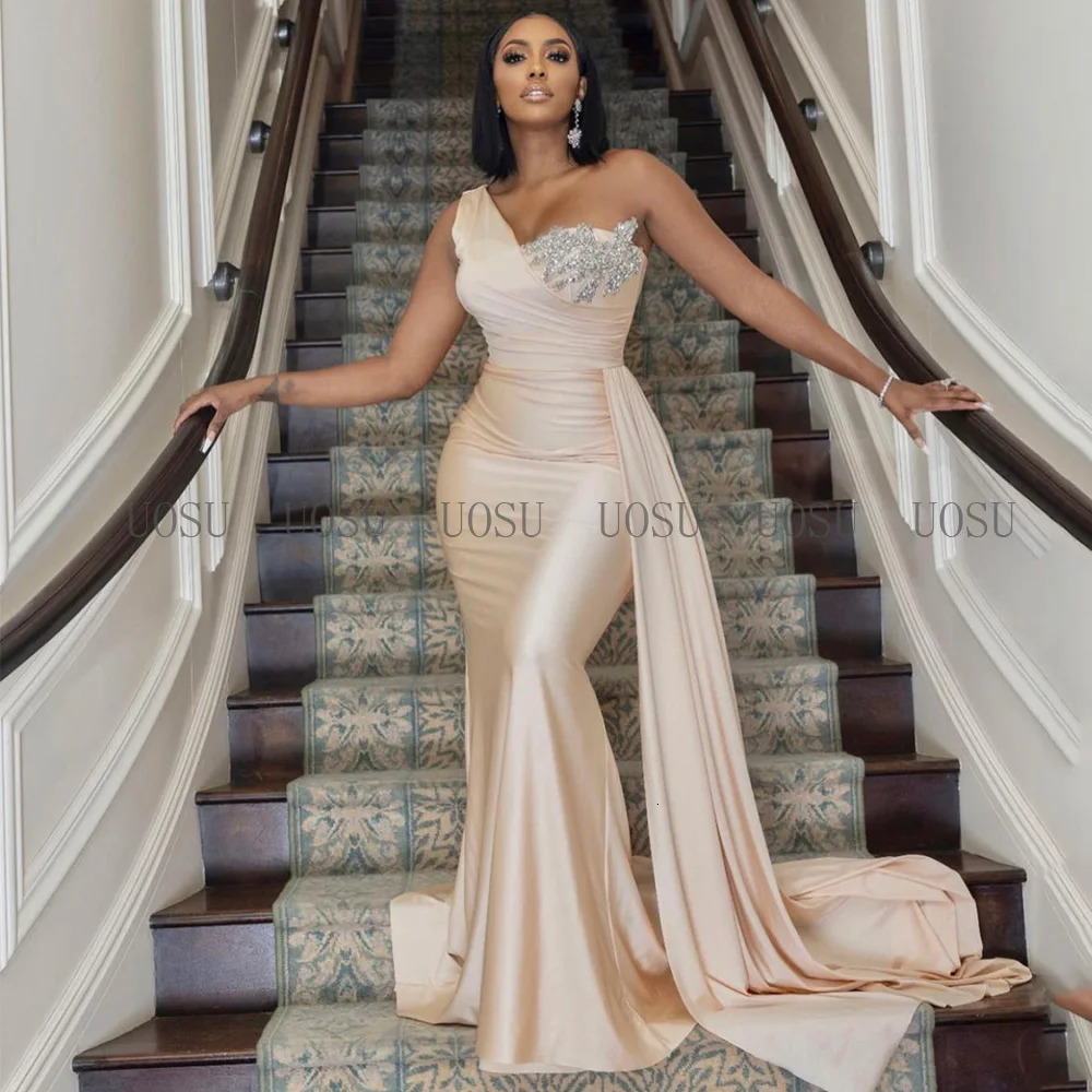 Bridesmaid Dress Champagne One Shoulder Mermaid Gown for Wedding Draped Beading Womens Formal Evening Dresses Long 250725