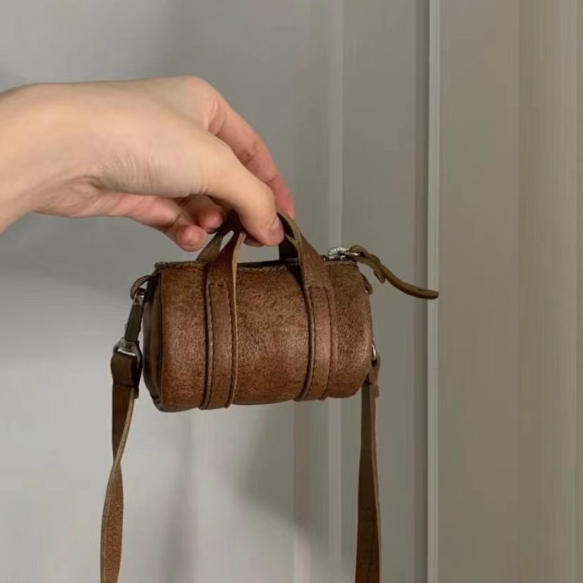 Cross Body for Women Elegant shoulder crossbody mini bag exquisite hanging neck high-end cylindrical Hand Bags with Shoulder strap