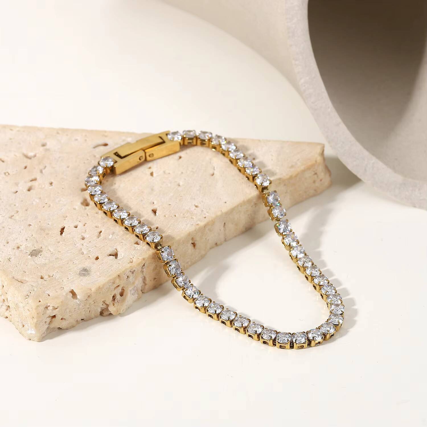 Accessories Women Jewelry 18K Gold Plated Waterproof Stainless Steel Iced Out Chain Moissanite Tennis Bracelet
