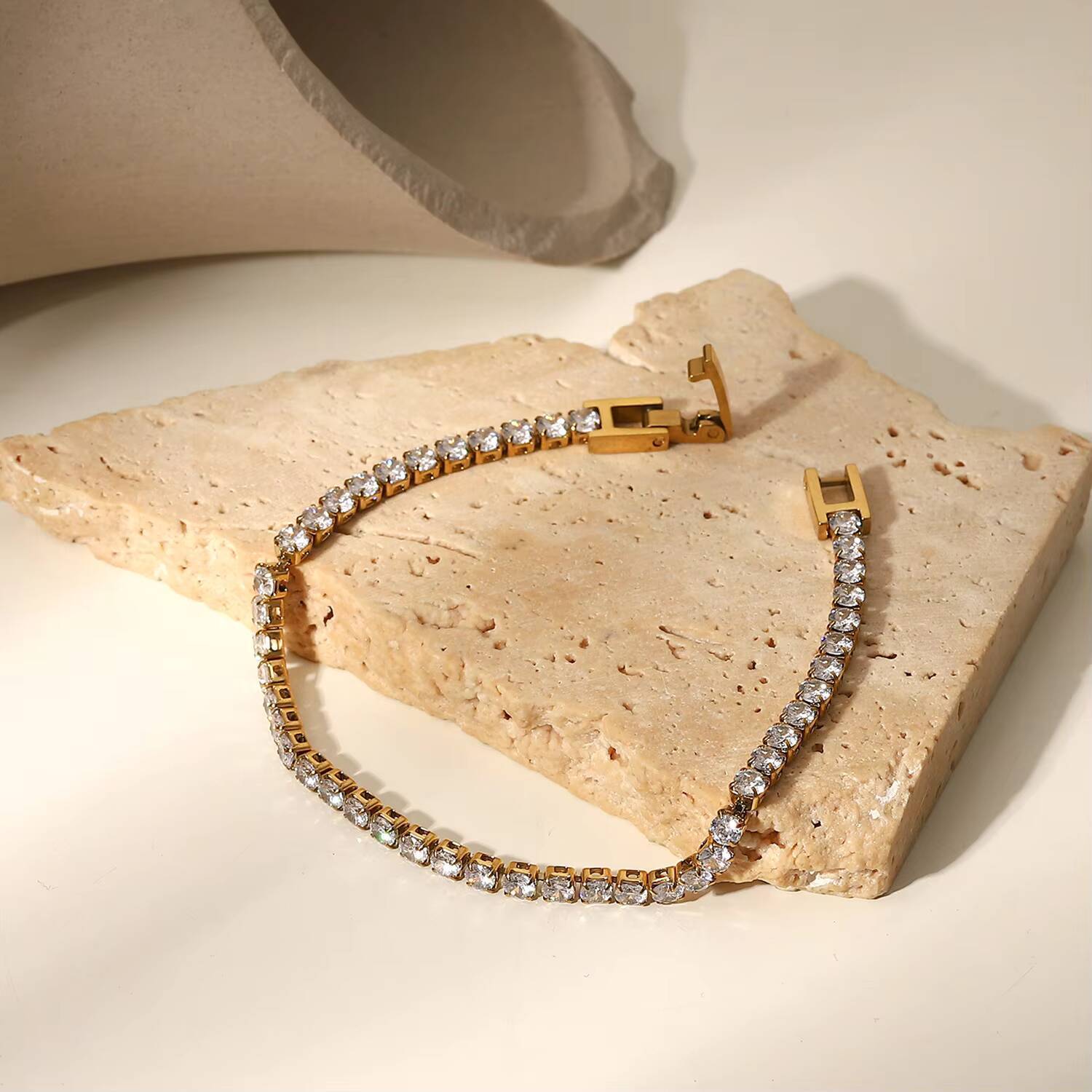 Accessories Women Jewelry 18K Gold Plated Waterproof Stainless Steel Iced Out Chain Moissanite Tennis Bracelet