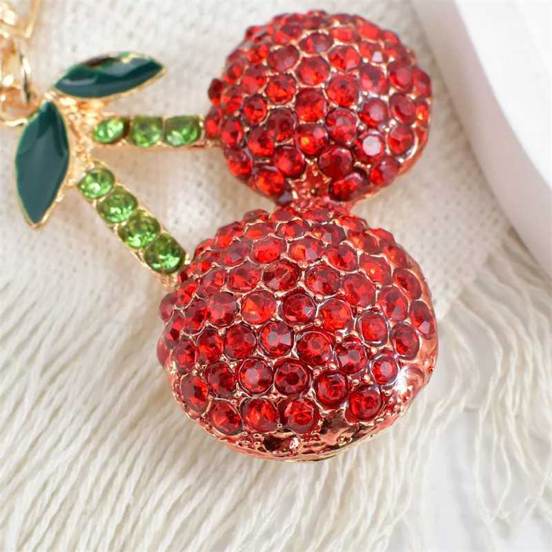 Crystal Rhinestone Cherry Keychains Fresh Cute Fruit Charm For Women Bag Pendant Keychain Girl Car Key Ring R250725
