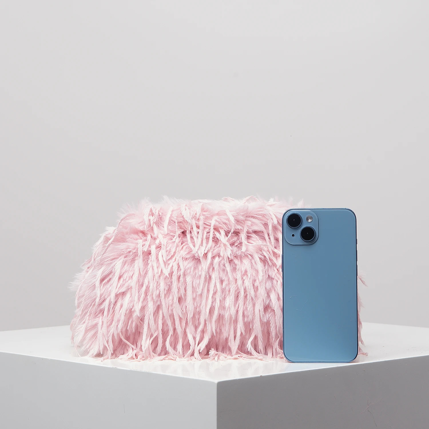 Dopamine-style clip bag Y2K plush clutch bag candy-colored womens purse dinner dress clutch 250723